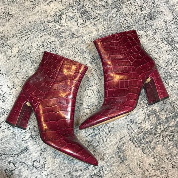 Burgundy Crocodile Bootie - Picture 3 of 10